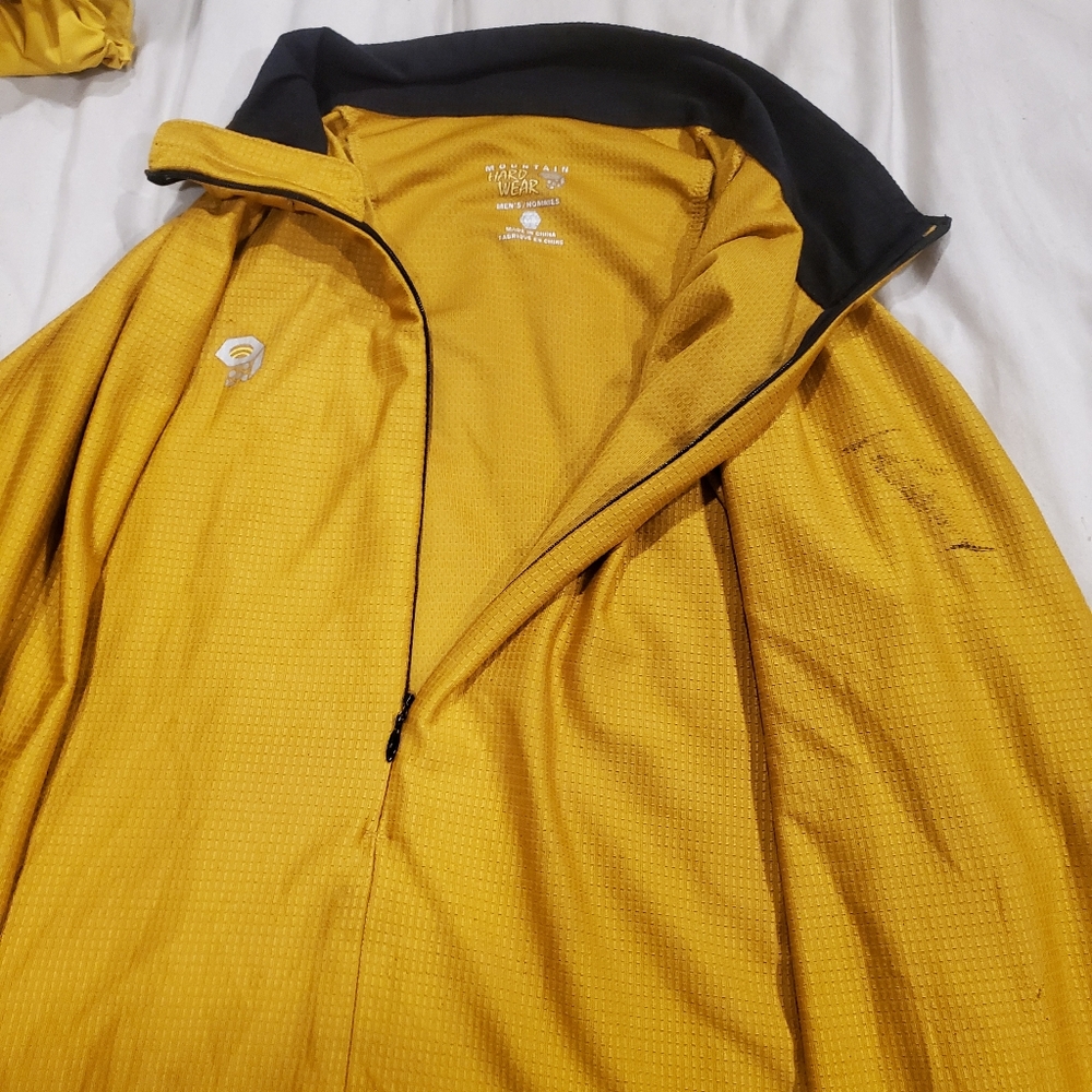 Mountain hardwear 1/4 zip